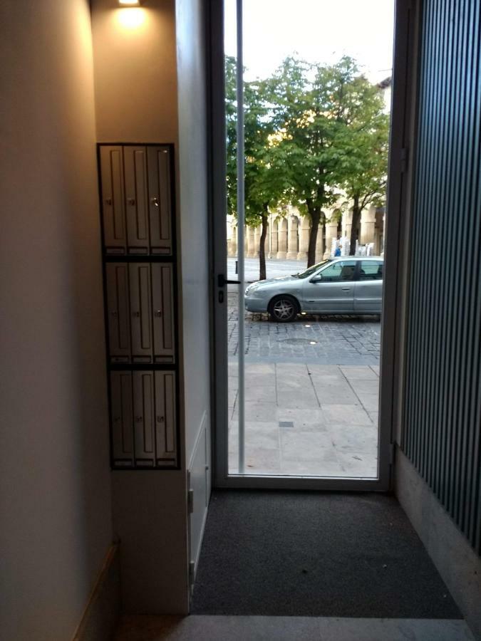 Nerale Loft Downtown Plaza Mercado لوغرونيو المظهر الخارجي الصورة